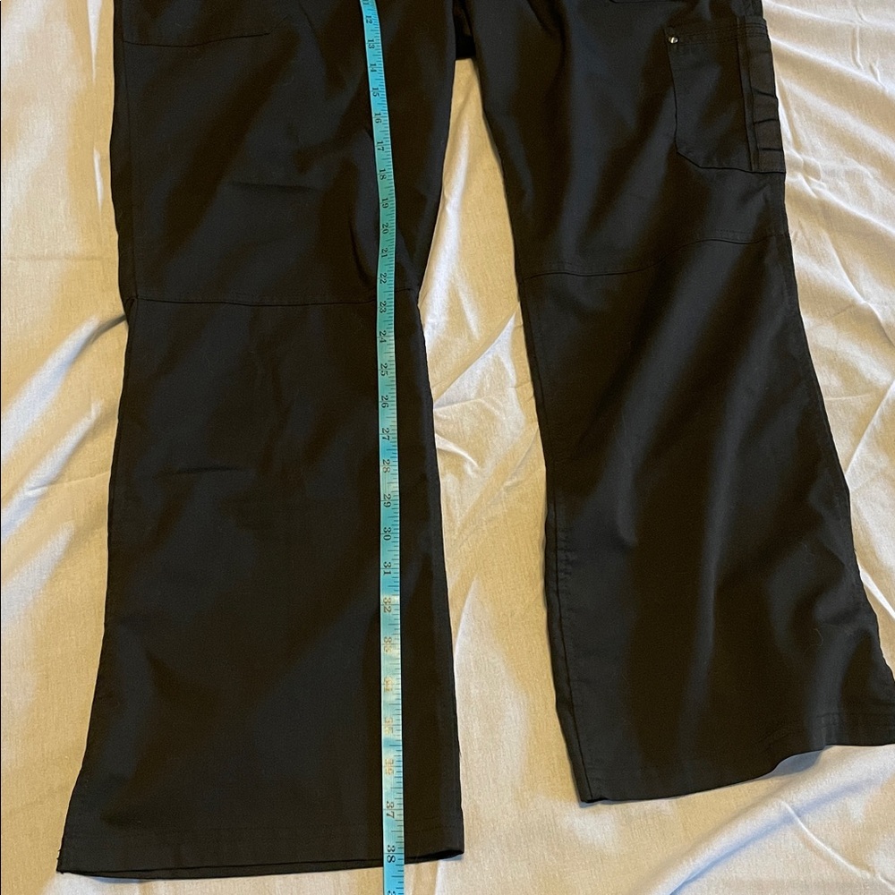 Black scrub bottoms - Purple Label Yoga - Healing Hands - size petite large - Picture 4 of 5